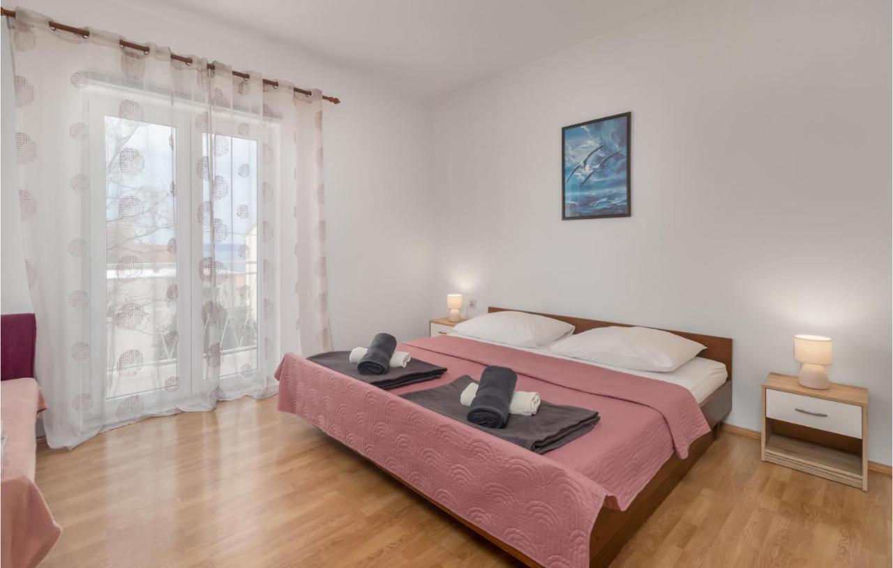 2 Bedroom Stunning Apartment In Novi Vinodolski Buitenkant foto